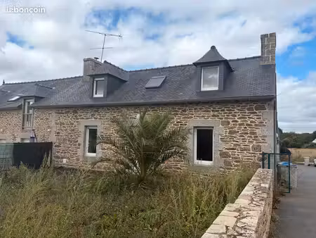 maison 90 m² entièrement rénovée - garage  terrasse et jardin