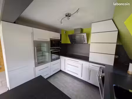 appartement t4 au centre de villers le lac