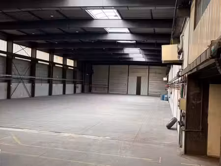 local  depot  entrepot 1100m2 montbeliard