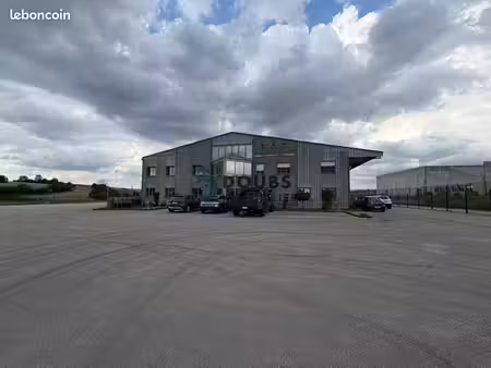 local commercial 1 284 m²