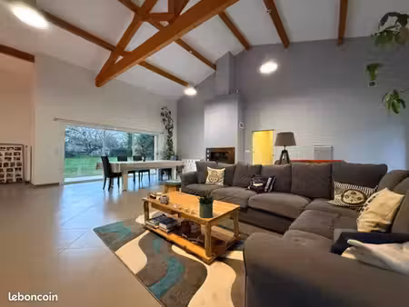 ↘↘ baisse de prix ↘↘ maison d'architecte 2012  210m² + 100m² garage  charpente tradi appar