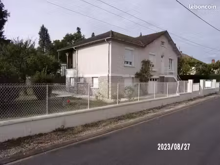maison + dépendance avec piscine couverte