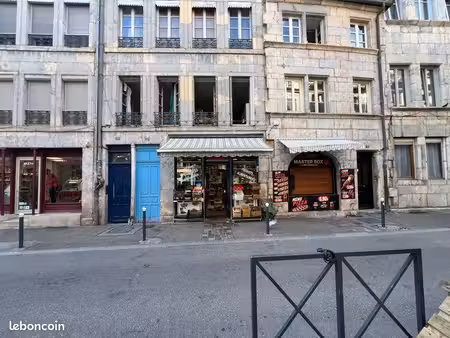 épicerie à vendre au centre-ville de besançon