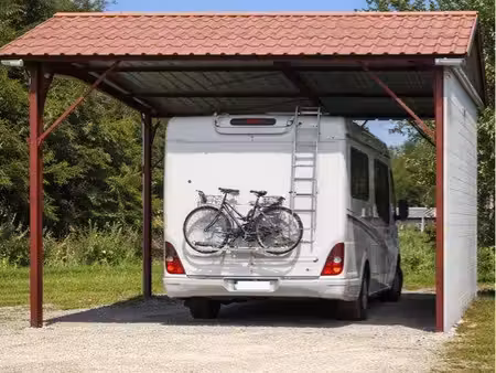 parking camping car couvert et sécurisé