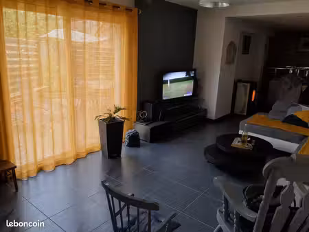 a louer maison triplex de 100m2 sur 3 niveaux