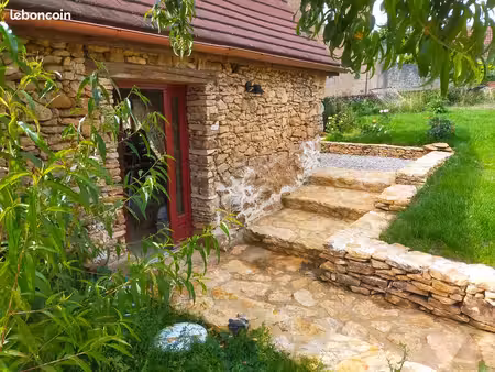 gîte meublé équipé avec jardin