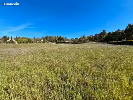 montoison terrain a batir de 1857 m²