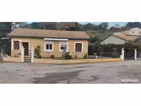 maison individuelle de 80 m2 de plein pied sur terrain de 700m2