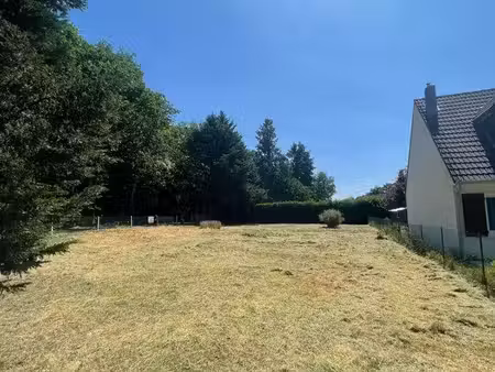 terrain 900m2 constructible