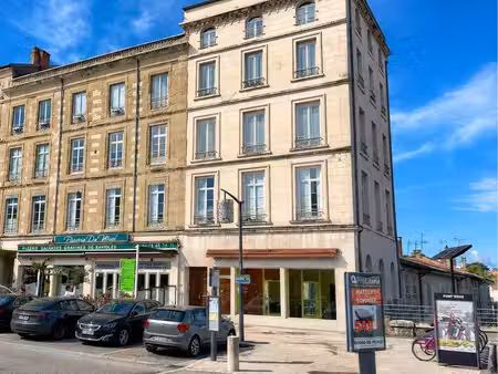 local commercial 72m2 - très bien situé