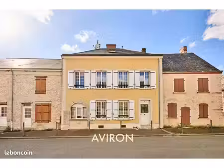 maison de ville 10 pièces 155 m²