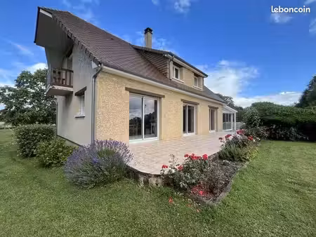 pavillon 6 pièces 135 m²