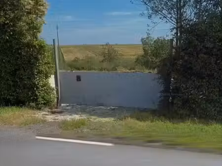terrain viabilisé 1240m2
