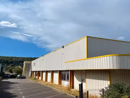 entrepôt de 1200m2 à louer