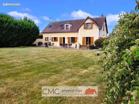 propriété 6 pièces 144 m²