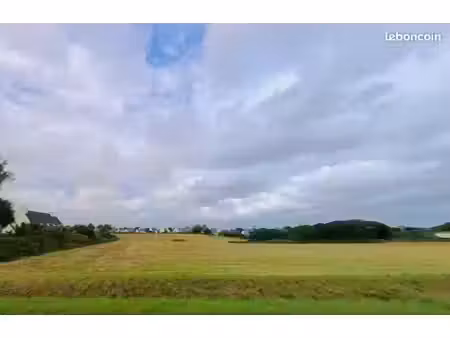 terrain 512 m² lannilis