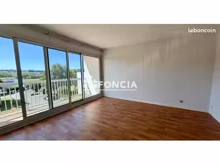 studio de 30m2 lumineux avec balcon et parking
