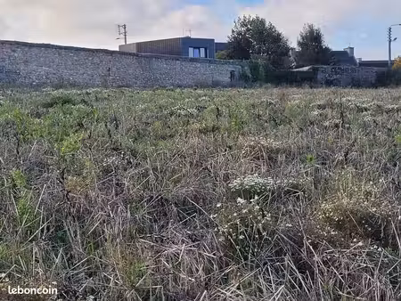 terrain 540 m² guisseny