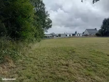 terrain viabilisé combrit 1009 m²