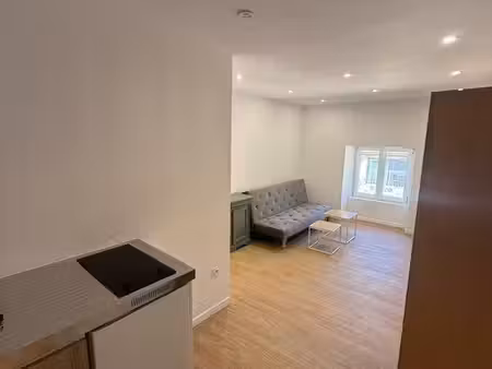studio meublé clim