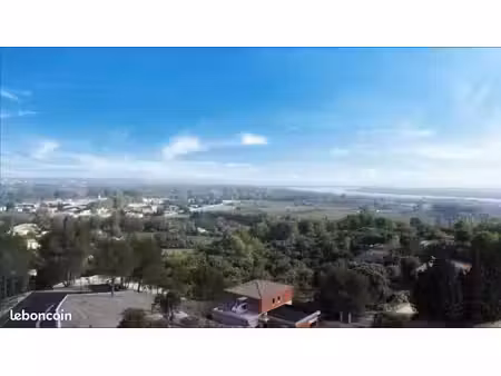 terrain 410 m² comps