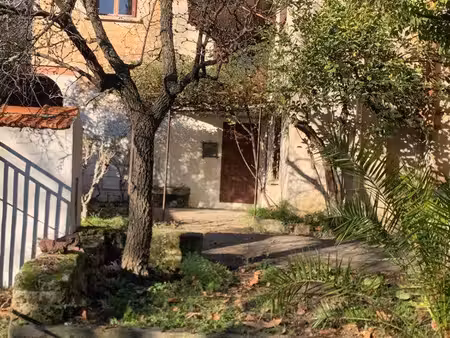 maison de village à rénover avec jardin