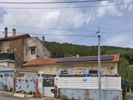maison rénovée 68 m² – 2 chambres – terrasse – piscine