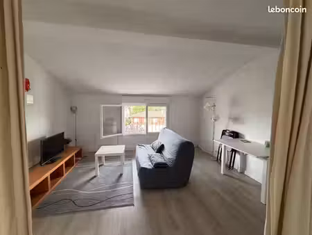 loue appartement t1 bis meublé castanet-tolosan