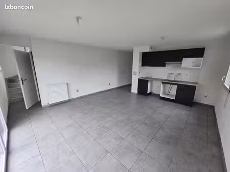 villa 4 pièces 82 m²