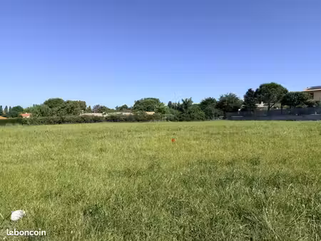 terrain 636 m² bouloc