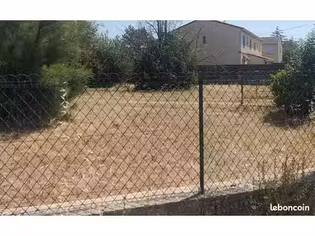 terrain à vendre