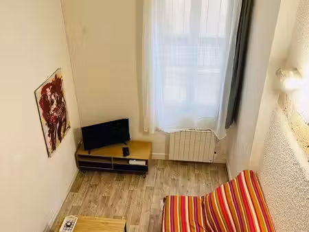 appartement t1 bis / cœur historique auch / 24m2/ 60500 euros