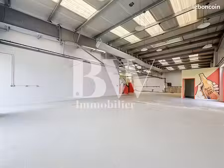local commercial 300 m² brest