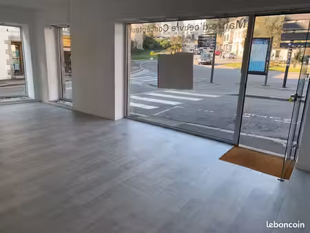 local commercial - visibilité exceptionnelle - hypercentre