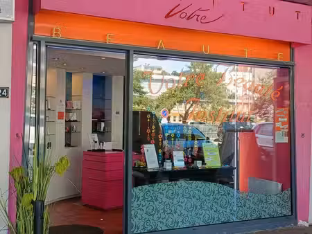 brest-patinoire à vendre local+ murs commerciaux 41m2 libre