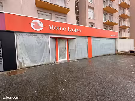 local commercial 148 m² brest