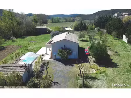 propriété de 9522m2 avec deux parcelles constructibles
