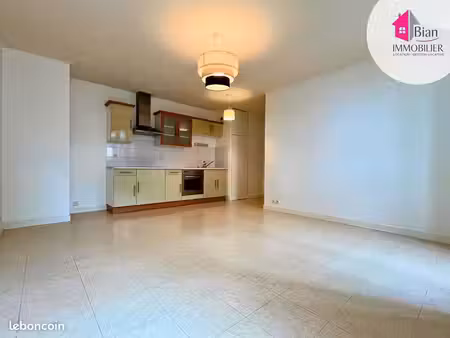 appartement 3 pièces 56 m²