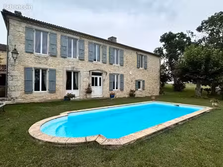 maison ancienne et terres