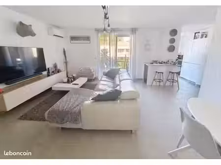 appartement t3 avec balcon  garage et deux parkings – la teste-de-buch