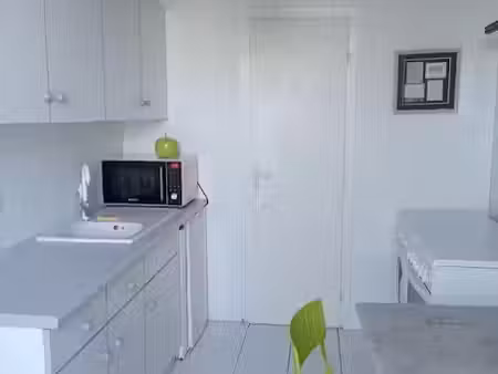 location meublée appartement 2 pièces 35 m² à pessac (33600)  790 €