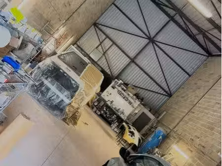 entrepôt / dépôt / hangar à louer