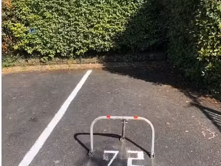 places de parking à bassens