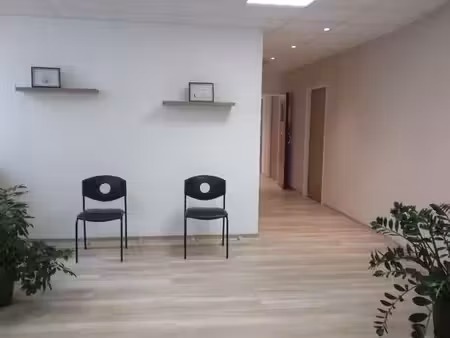 local professionnel bureau