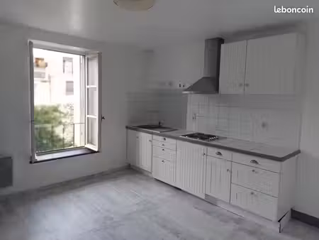 appartement f1 480 hors charges