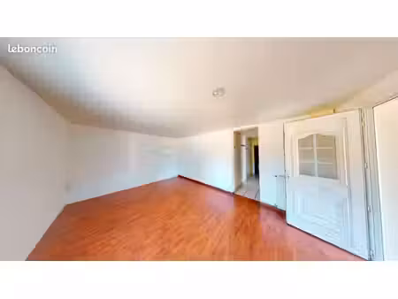 propriété 3 pièces 100 m²