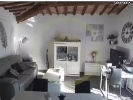 appartement t2 40 m² + balcon + terrasse 40 m²