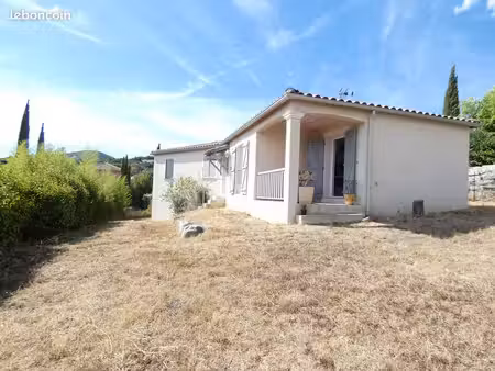 villa 4 pièces 95 m²