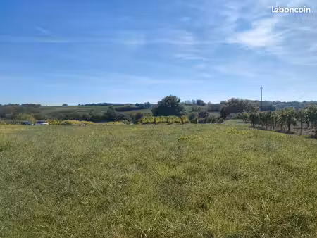terrain 560 m² capian