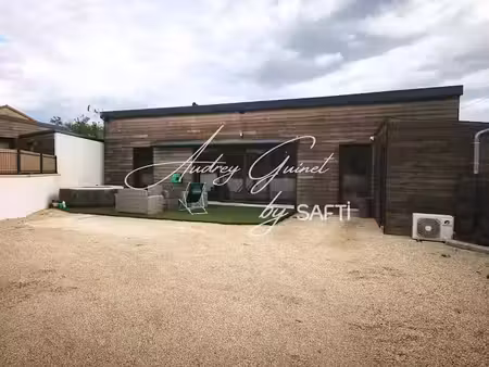 location meublée maison 4 pièces 85 m² à neuville-de-poitou (86170)  980 €
